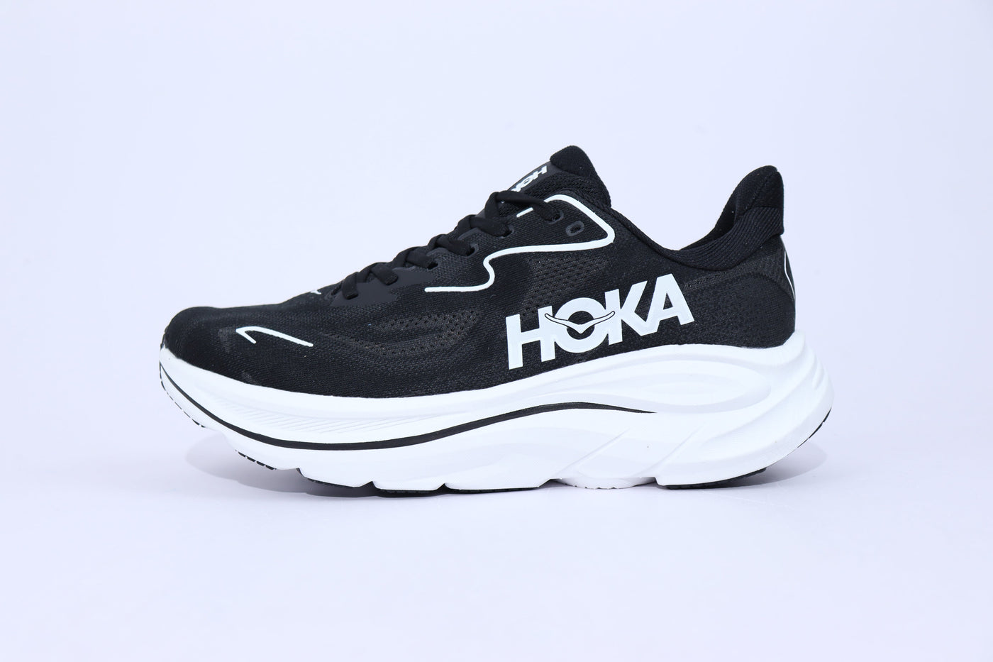 Clifton 10 - HK Unisex Sneakers - Black